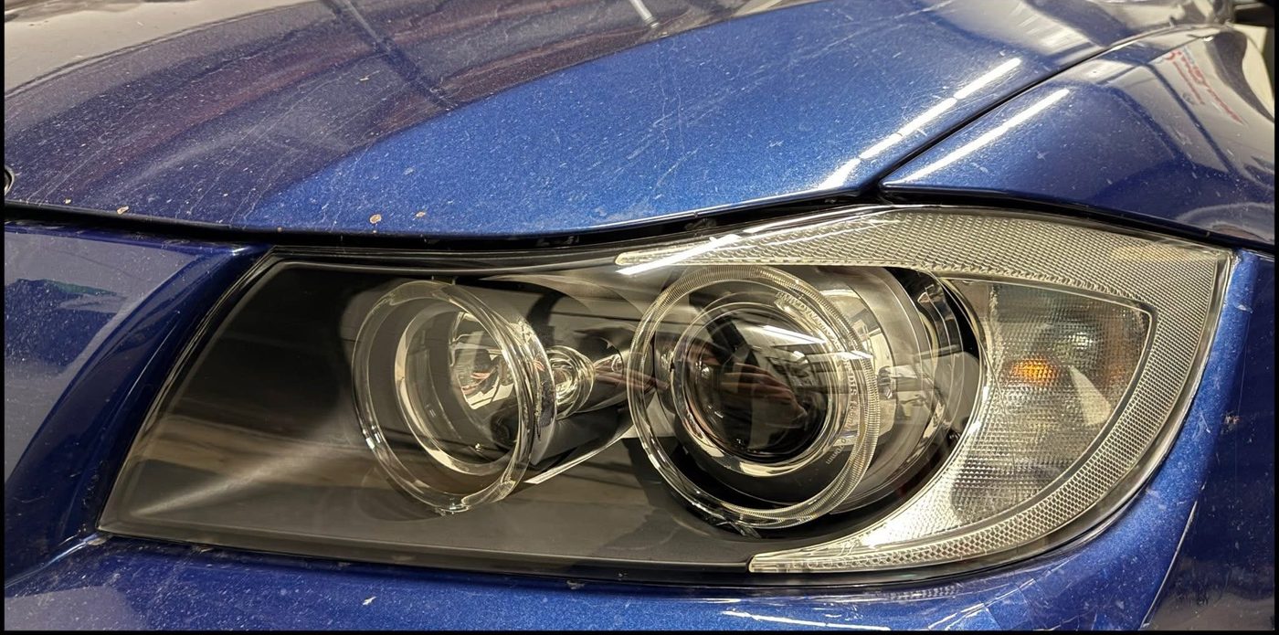 Полиран фар на BMW E90 след машинна обработка