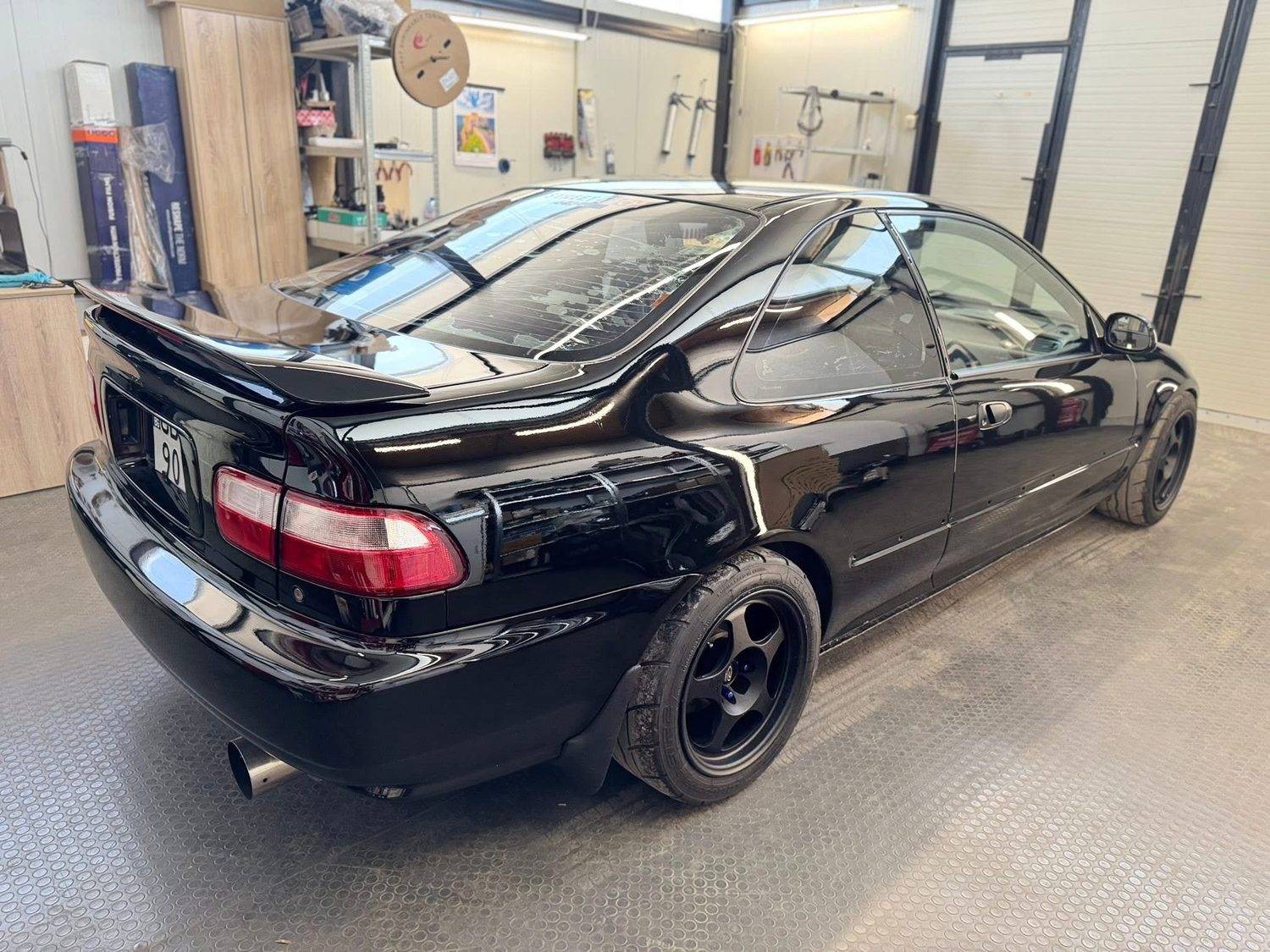 Honda Civic EJ1 отзад, резултат след цялостна обработка на лака